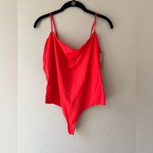 ❤️SKIMS FITS EVERYBODY CAMI BODYSUIT IN POPPY 4X